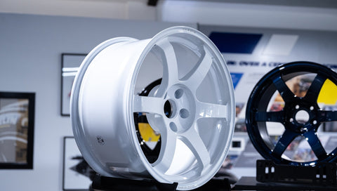 RAYS, Volk Racing TE37 SAGA SL 18x9.5 Dash White Civic Typr R FL5/FK8