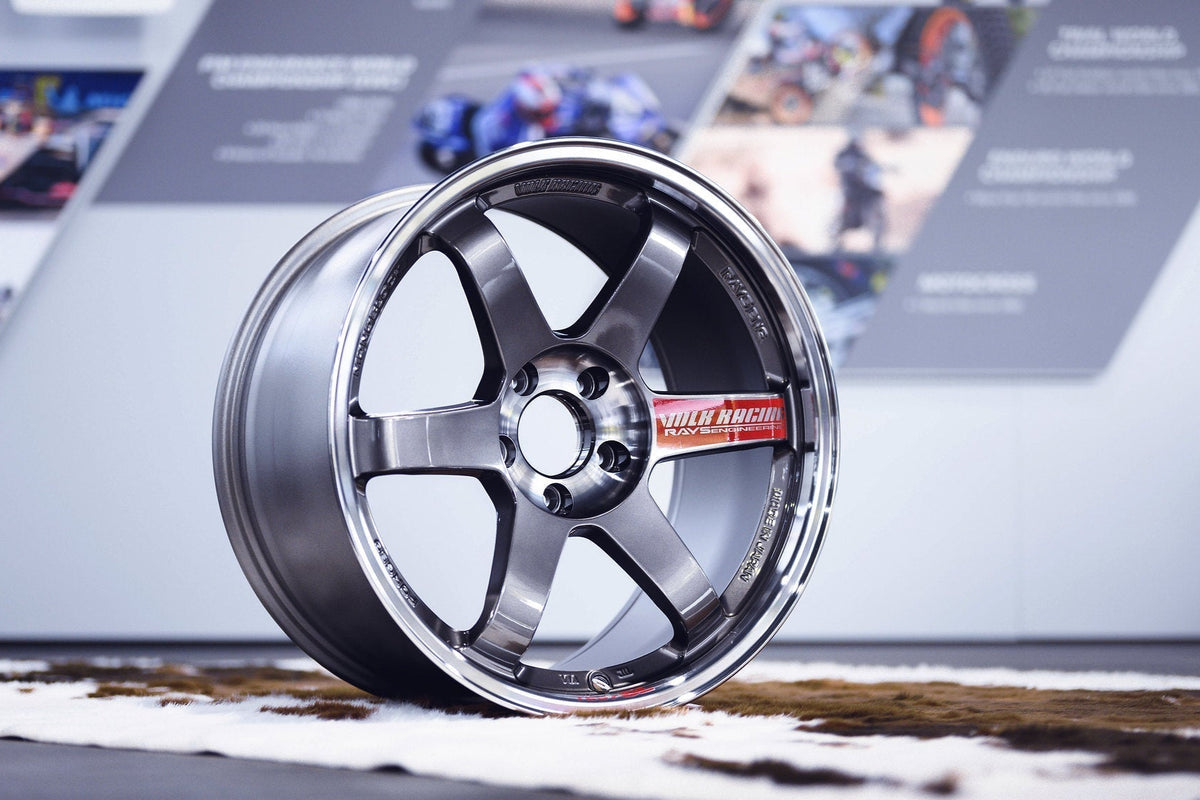 RAYS, Volk Racing TE37 SL 18x9.5 +45 GR Yaris – Race Division