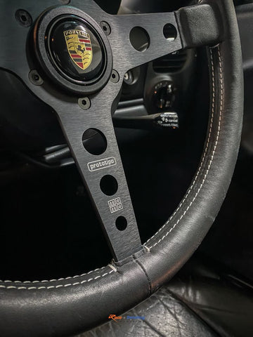 Volante MOMO Prototipo Heritage - Pelle Nera Con Cuciture Bianche, Design Sportivo - Foto 7